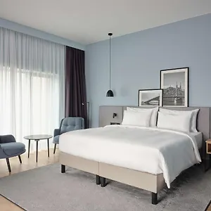 **** Hotel Radisson Budapart Hungría